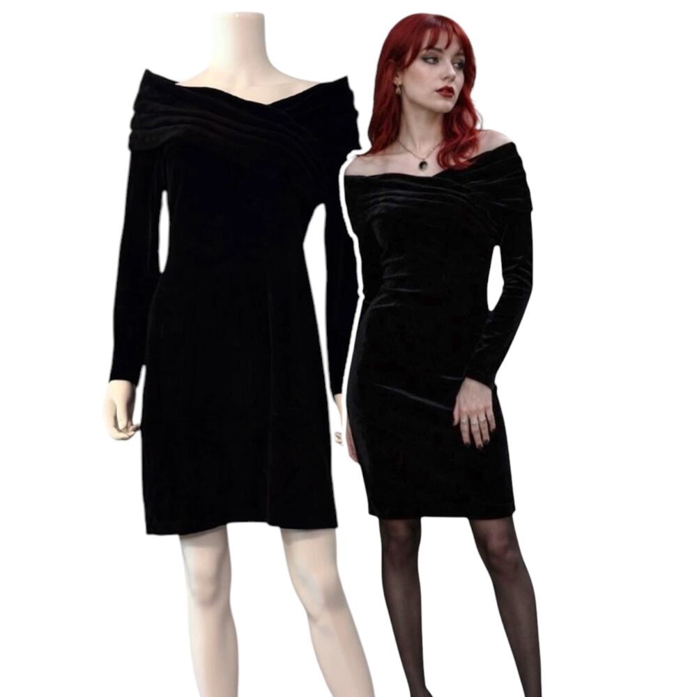 Black Velvet Off Shoulder Coctkail Dress Size 10 Mini Whimsigoth Glam Vtg 90s